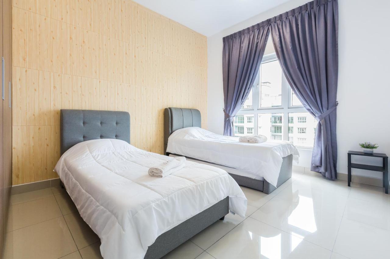 Seasons Luxury Apartment By Jk Home Johor Bahru Exterior photo