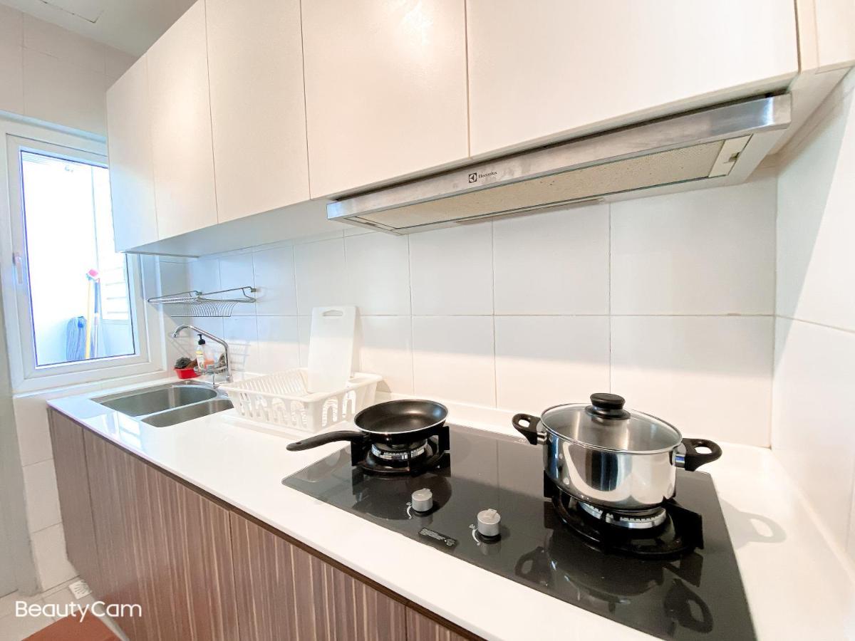 Seasons Luxury Apartment By Jk Home Johor Bahru Exterior photo