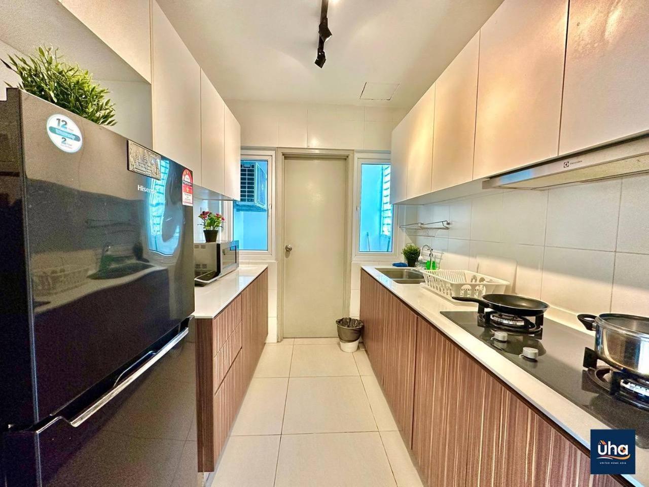 Seasons Luxury Apartment By Jk Home Johor Bahru Exterior photo